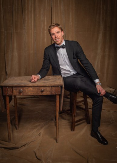 Connor McDavid posing for portrait at Canada's Walk of Fame 25th Anniversary