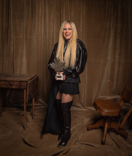 Avril Lavigne posing for portrait at Canada's Walk of Fame 25th Anniversary