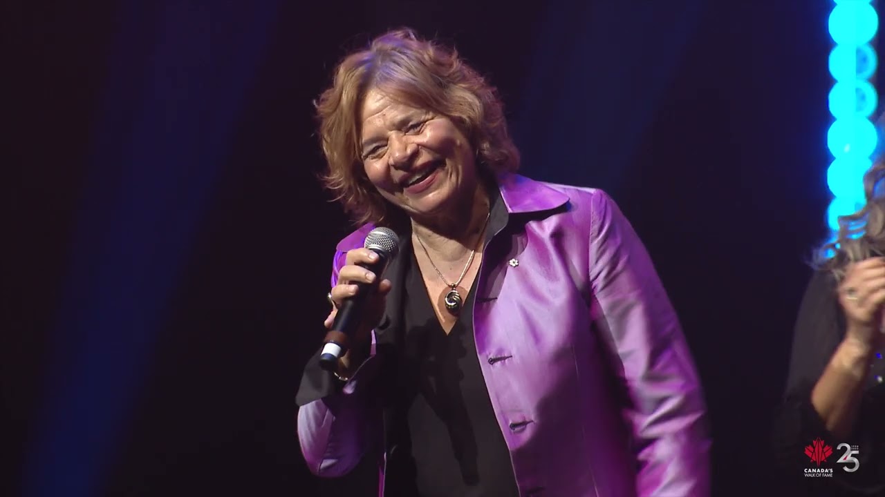 
				Image de prévisualisation pour la vidéo : Lorraine Segato interprète Rise Up – Le rocher du Canada				