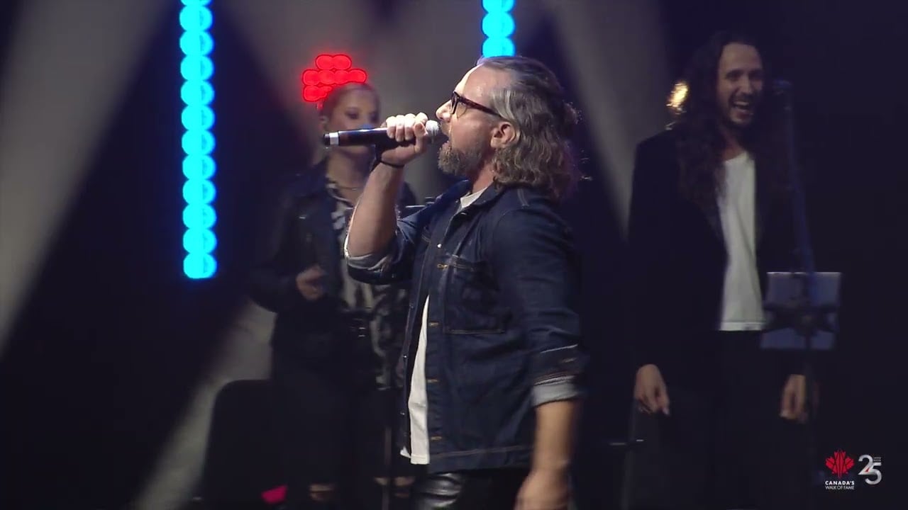 
				Image de prévisualisation pour la vidéo : Les Trews interprètent Raise a Little Hell (Trooper) – Le rocher du Canada				