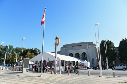 The 2016 Canada's Walk of Fame Red Carpet was held at the Allstream Centre in Toronto, Ontario.