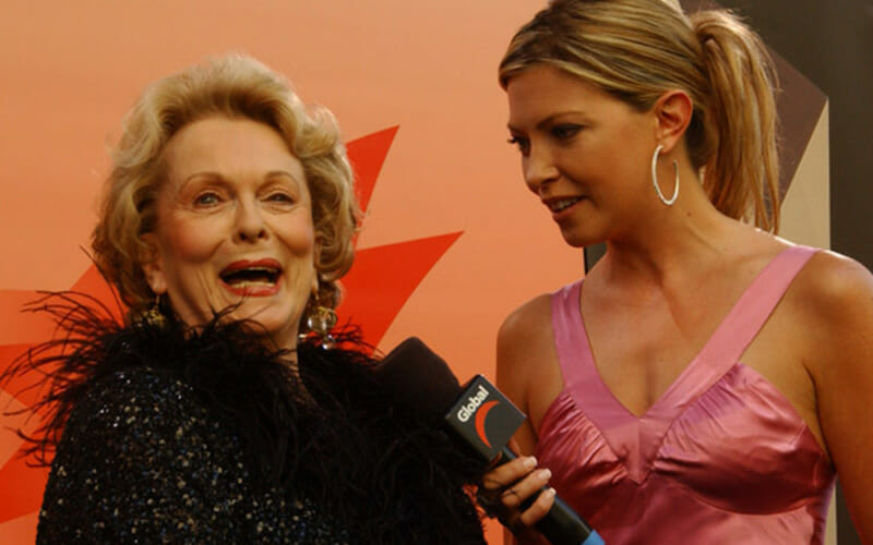 Canada's Walk of Fame | Inductees | Shirley Douglas